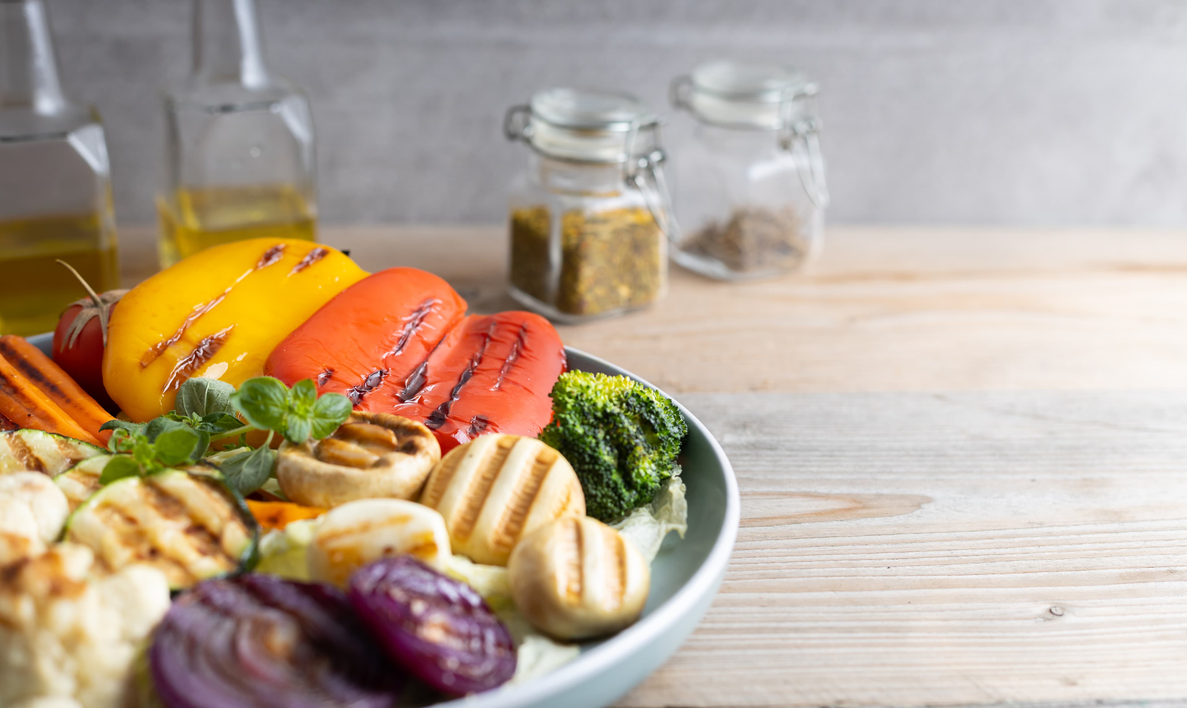 حلول غذائية وخضروات مشوية